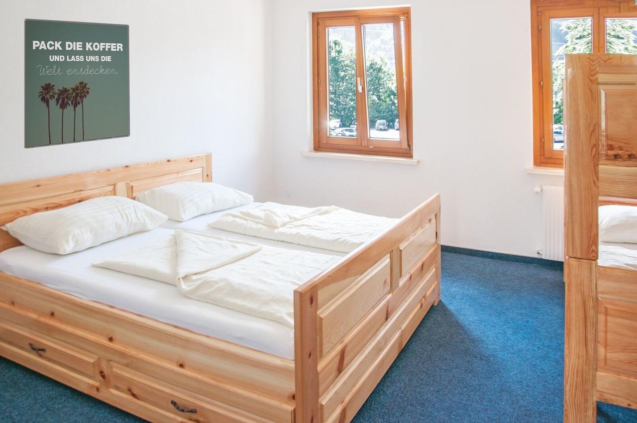 Gasthaus Pension Goldeck Spittal an der Drau Exterior photo